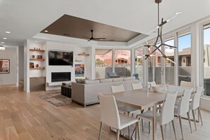 Interior - 1 Casa Encanto *STUNNING* Formerly on Parade of Homes (Ivins)