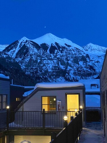 Designer Unit -Town of Telluride, steps to Gondola