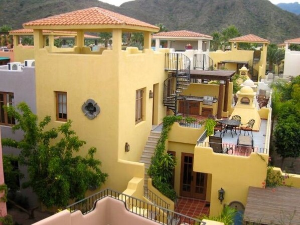 Enceinte de lâhĂ©bergement