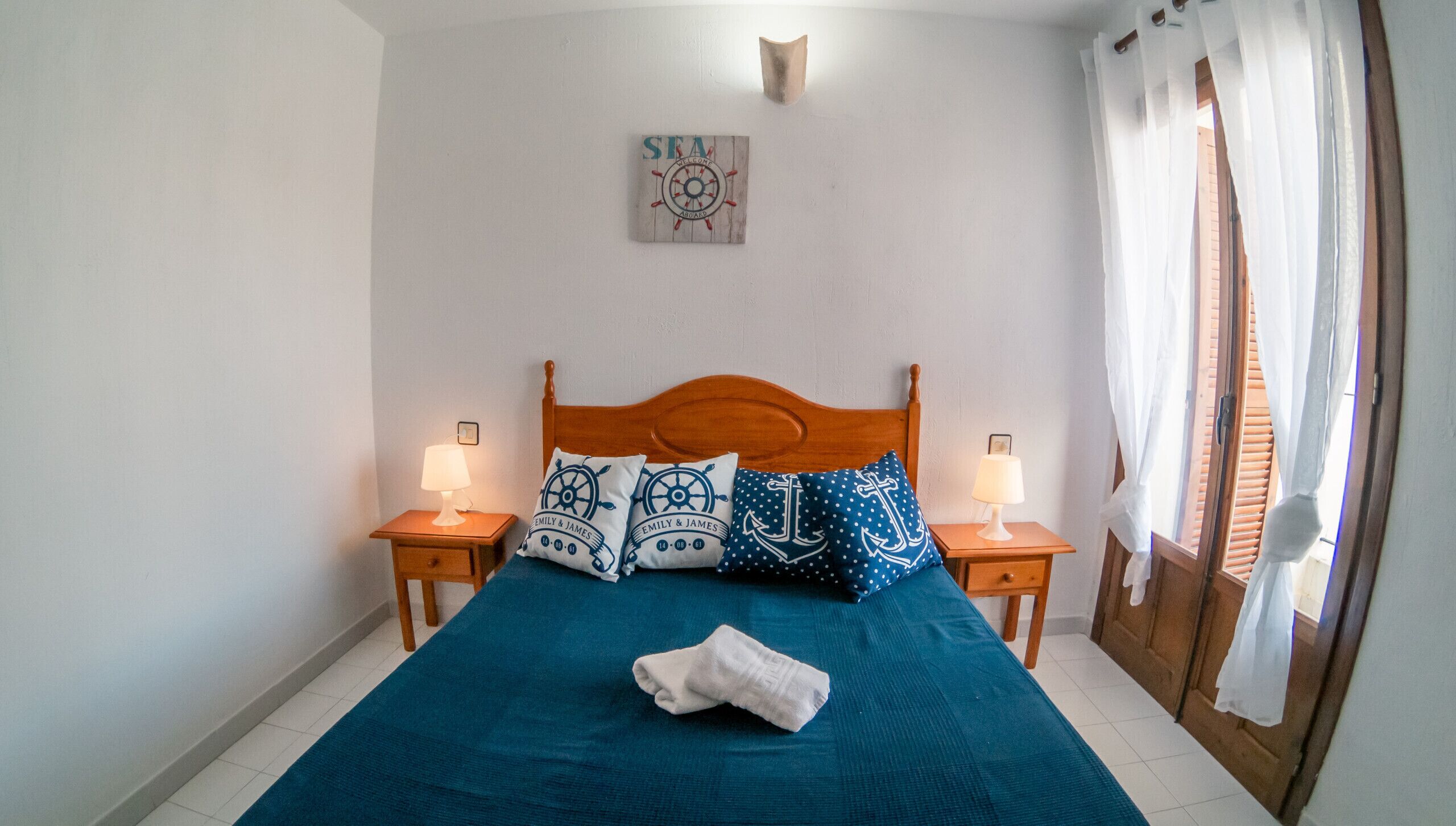 2 habitaciones, tabla de planchar con plancha y wifi gratis 