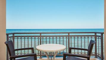 Comfort Room, Sea View | Balcony view