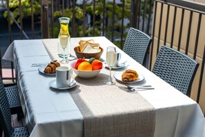 Chambre, non-fumeurs, balcon (2nd Floor) | Terrasse/Patio