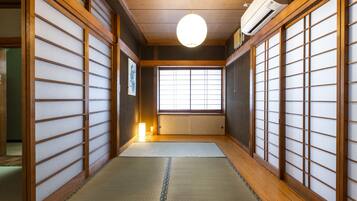 3 bedrooms, individually decorated, free WiFi