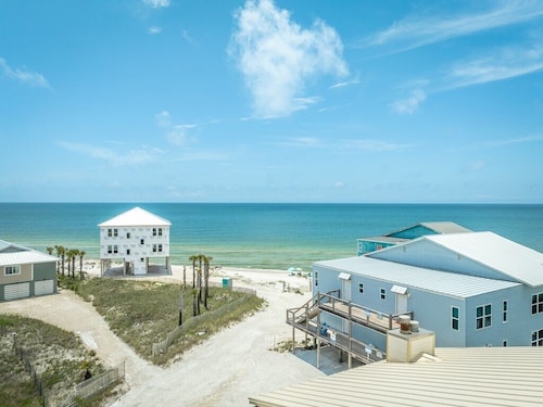 100 STEPS TO BEACH — RENOVATED 2BR PET FRIENDLY CONDO AT CAPE SAN BLAS