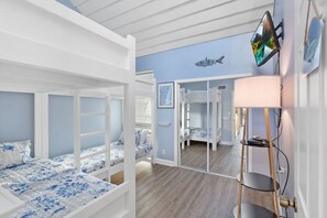 3 habitaciones, tabla de planchar con plancha y wifi gratis 