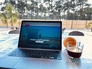 Property grounds - VillasHomeClet - Villa Palm Beach ⭐️ Swimming pool ⭐️ Terrace ⭐️ AC ⭐️ 4 bedrooms (VENSAC)