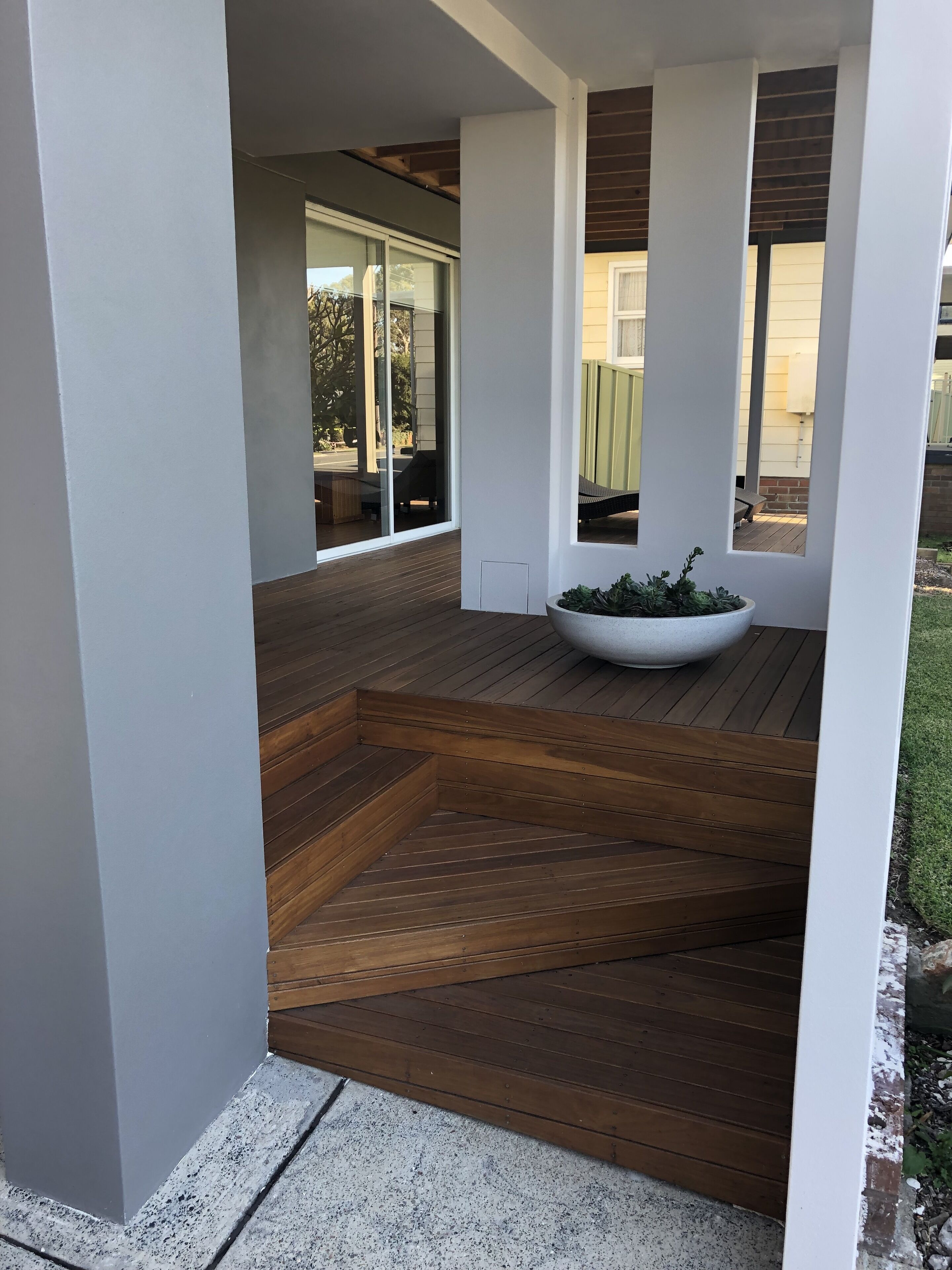 تفاصيل الفندق من الخارج