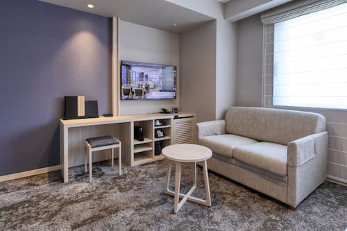 In-room safe, blackout curtains, soundproofing, iron/ironing board