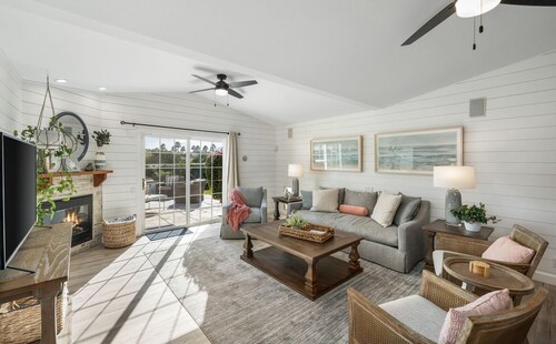 Dune Lake - Completely remodeled and designed  for the ultimate relaxing desert getaway