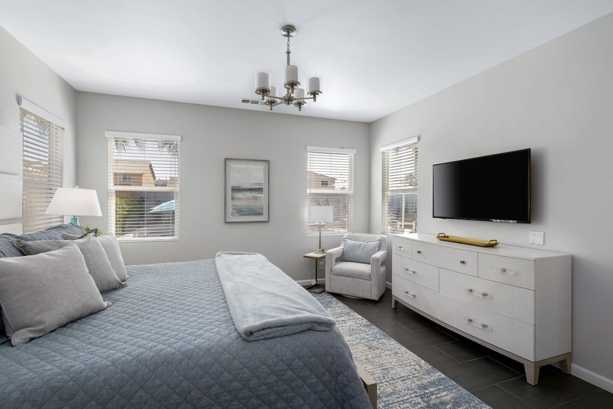 4 bedrooms, iron/ironing board, travel cot, free WiFi