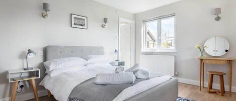 4 bedrooms, iron/ironing board, travel crib, WiFi