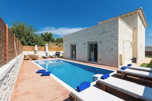 Pool - Villa Vera - With Private Pool & Jacuzzi (Rethymno)