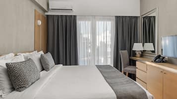 Deluxe Apartment, 2 Bedrooms, Non Smoking, City View | City view