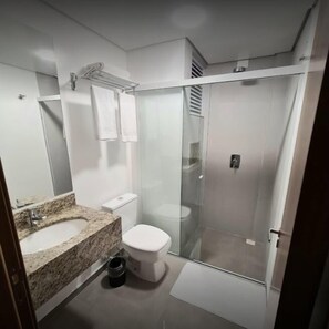 Bruser, håndklæder, Toiletpapir
