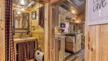 Fridge, microwave, coffee/tea maker