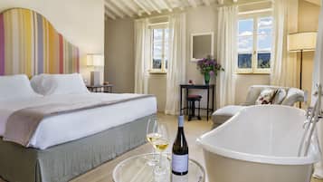 Habitación doble Deluxe | Ropa de cama de alta calidad, camas con pillow-top y minibar