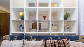 Studio Romantis | Area keluarga | TV layar datar