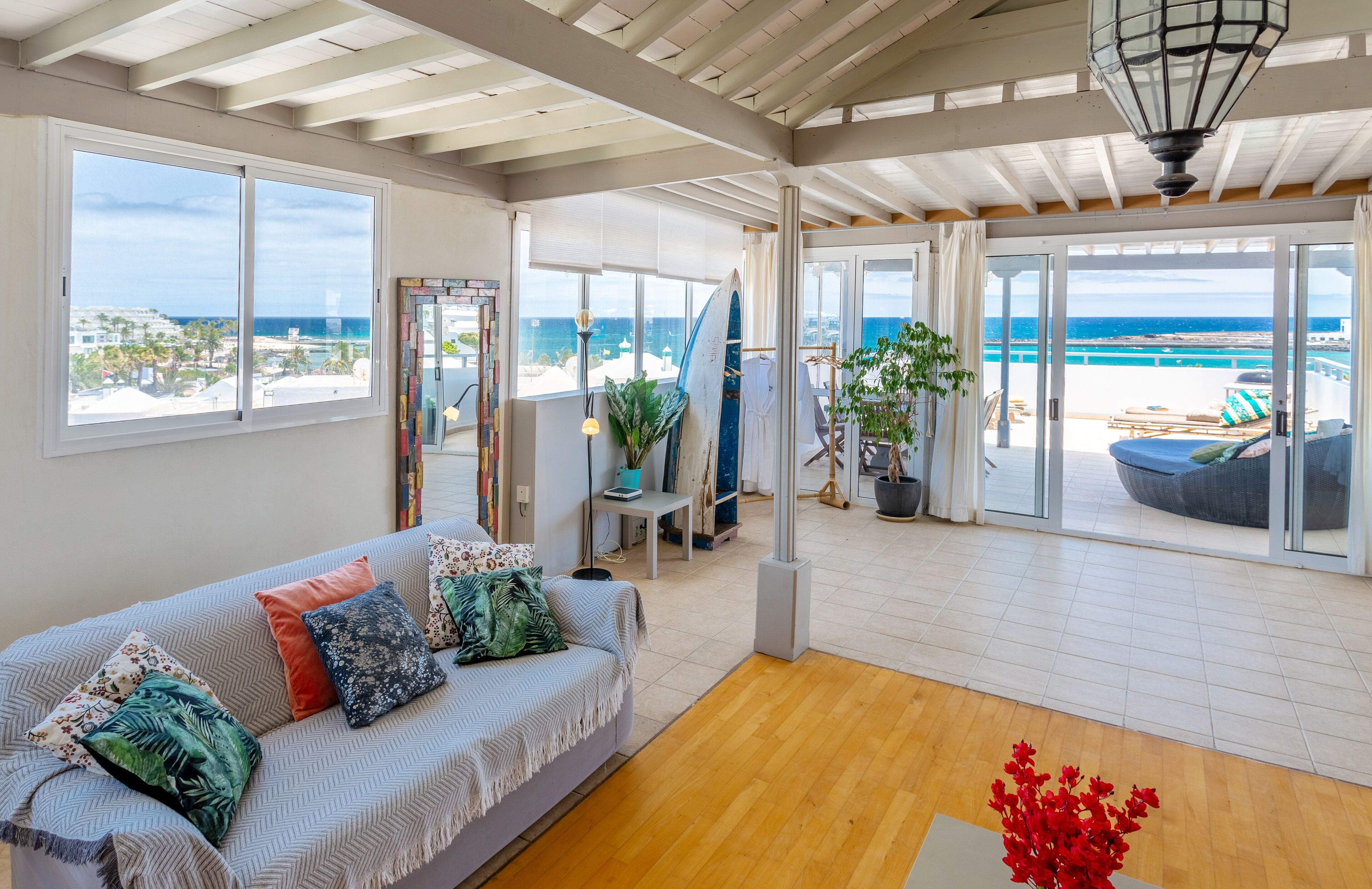 Televisión, libros, estéreo