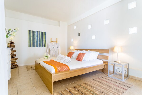 2 sovrum, strykjärn/strykbräda, wi-fi och sängkläder