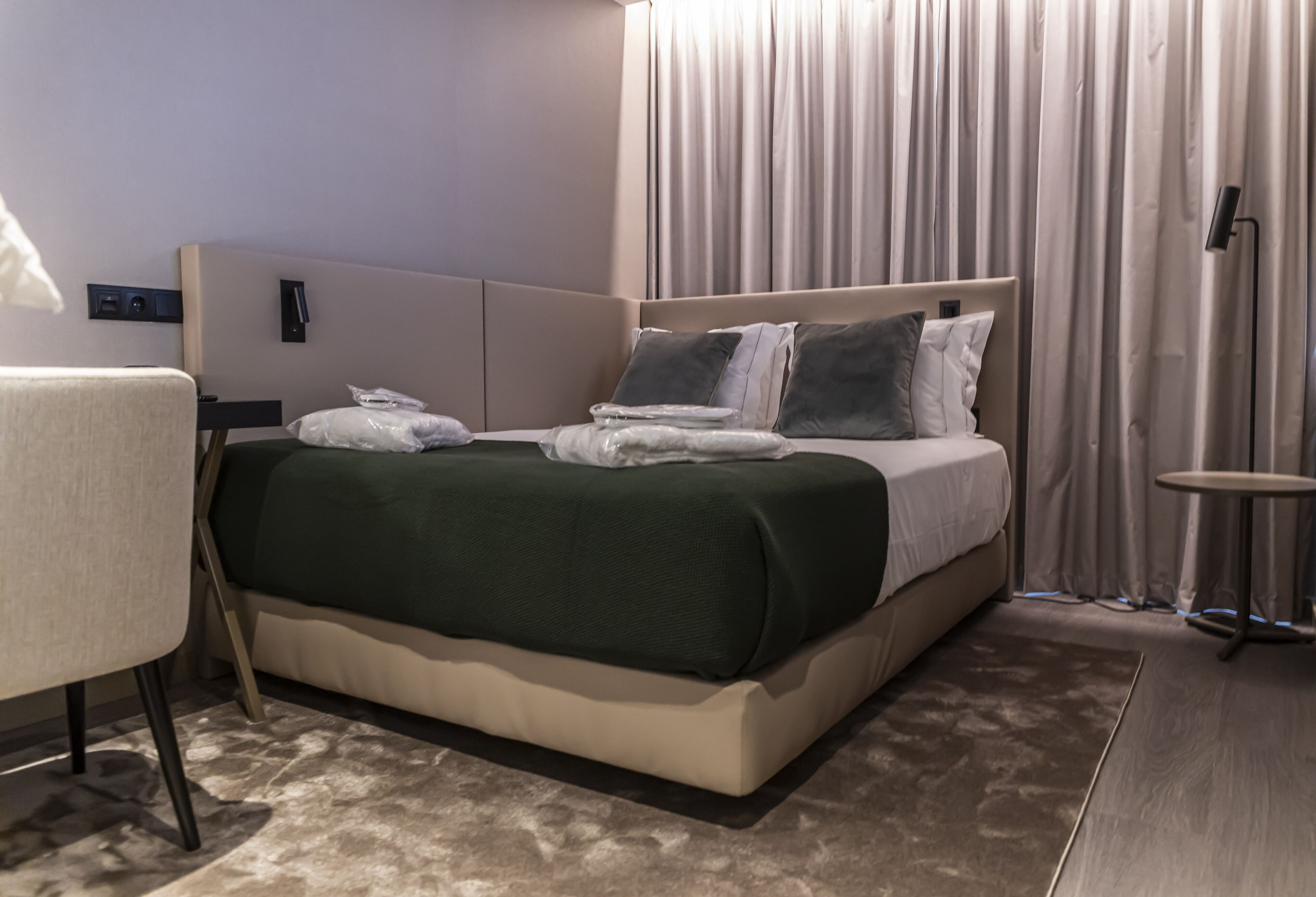 omid classic | premium bedding, memory-foam beds, minibar, in-room safe