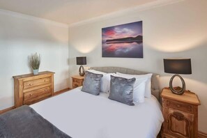 1 bedroom, WiFi (free), bed sheets