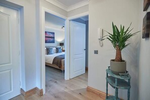1 bedroom, WiFi (free), bed sheets