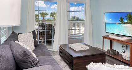 Gulf Front, Community Pool, End Unit, Elevator~Dunes Club 1A