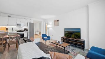 Televisión, Netflix, servicios de streaming y oficina