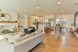 TV, fireplace, video games, stereo