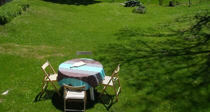 GĂźte 3 ch. 10 pers. sans voisin sur 30 hectares