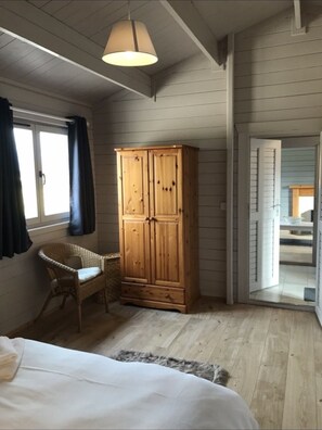 Chalet | 1 dormitorio, tabla de planchar con plancha, wifi gratis y ropa de cama