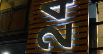 Industrial Loft 3 min to Hillman Cancer Center Sleeps 6