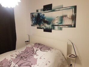 2 chambres, fer et planche à repasser, Wi-Fi gratuit