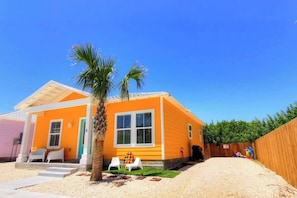Exterior - Beach Please- Family Friendly | Community Pool (Port Aransas)
