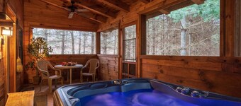 Dogwood Cabin near Ash Cave