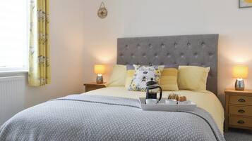 2 bedrooms, bed sheets