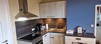 3 Zimmer bis 10 Personen. Stadtnah im Grünen mit Blick auf die Müngstener Brücke