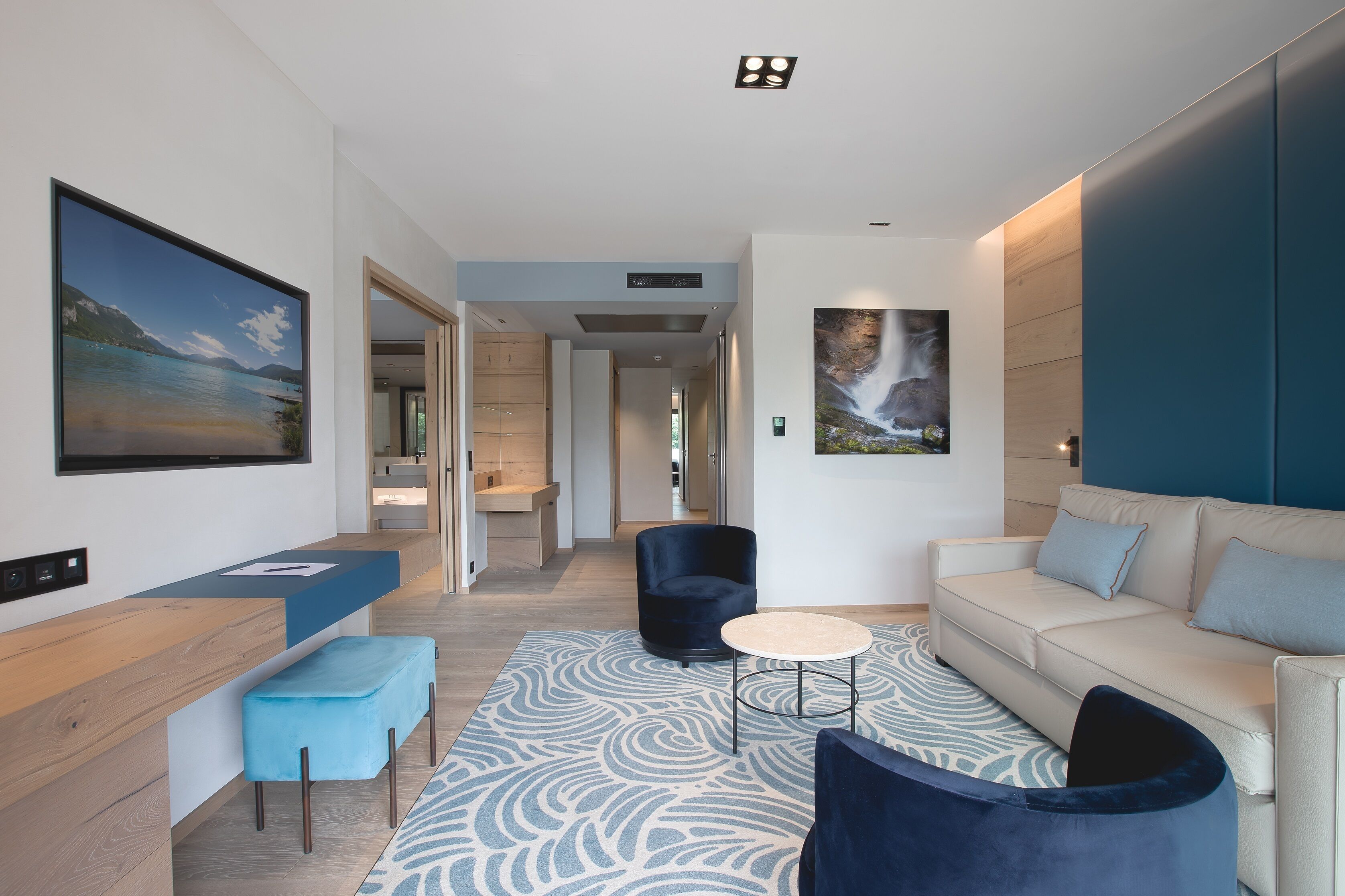 privilege suite with terrace, lake side | living area | 32-inch flat-screen tv with satellite channels, tv