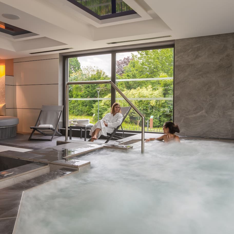 Bain à remous intérieur