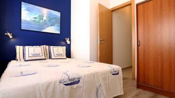 1 chambre, fer et planche à repasser, Wi-Fi gratuit, draps fournis