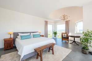 5 habitaciones y caja de seguridad en la habitación