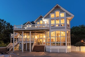 Exterior - 7th Heaven: Private Pool, Spa, Game Room (Corolla)