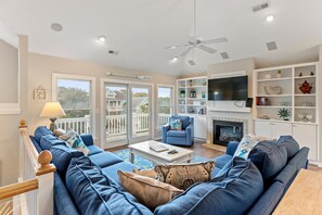 Televisión y futbolito 