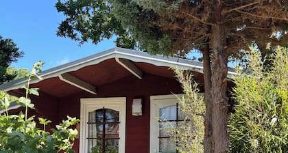 Für Familien, Freunde, Kinder. Großer Garten, 4/5 Schlafzimmer, Kamin. Zentral!