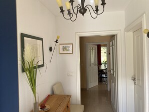 Interior - For families, friends, children. Large garden, 4/5 bedrooms, fireplace. Central! (Prerow)