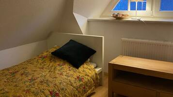 5 makuuhuonetta, silitysrauta/-lauta, vauvan matkasänky, ilmainen Wi-Fi