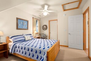 4 chambres, fer et planche à repasser, Wi-Fi, draps fournis