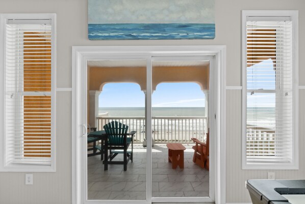 Interior - Avista Pointe B - Ocean Front 7 Bedroom Home with Shared Pool (North Myrtle Beach)