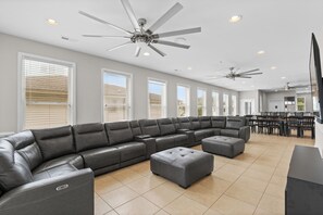 TV, fireplace - Avista Pointe B - Ocean Front 7 Bedroom Home with Shared Pool (North Myrtle Beach)