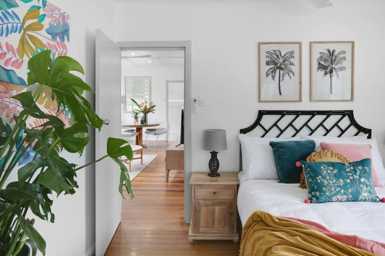 2 bedrooms, iron/ironing board, travel cot, free WiFi